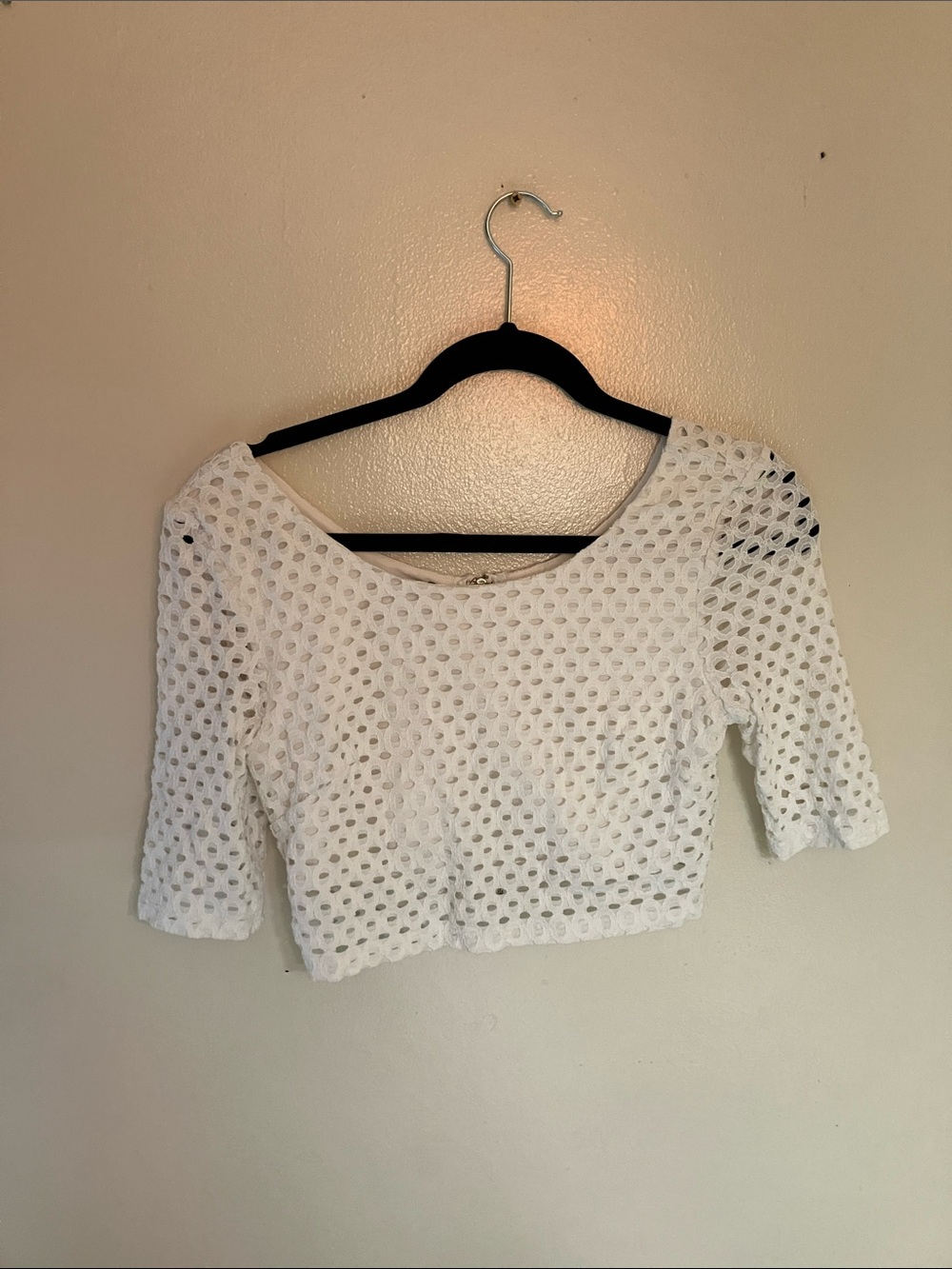 Bebe white sleeve netted crop top